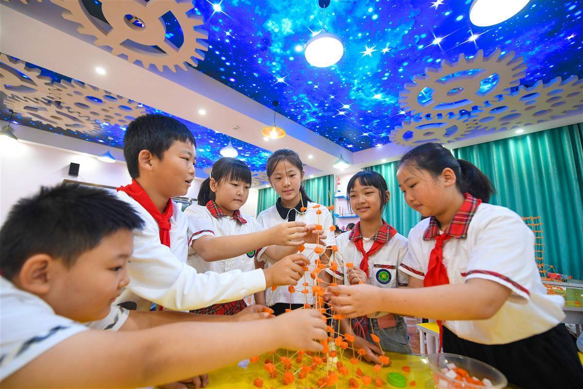 马尼拉盈城集团